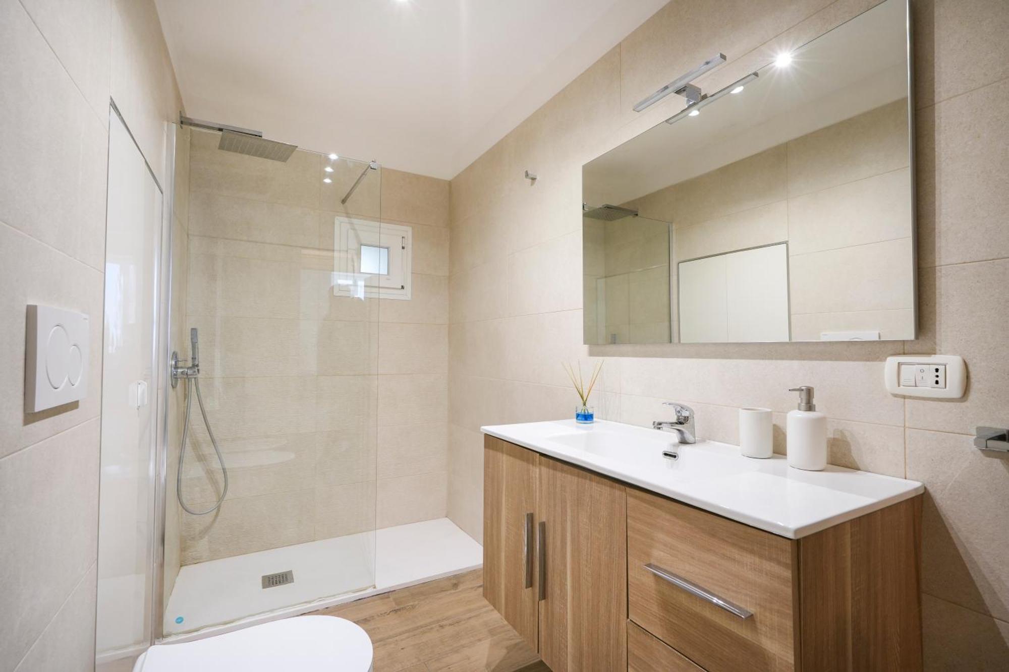 Oriens 24 - Comfy & Roomy Appartamento Bari